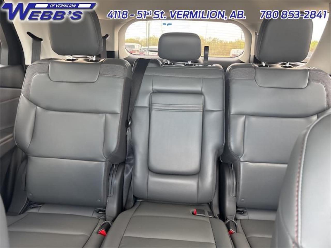 2025 Ford Explorer ACTIVE Photo5