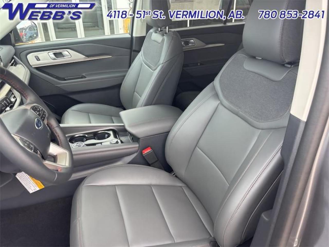 2025 Ford Explorer ACTIVE Photo5