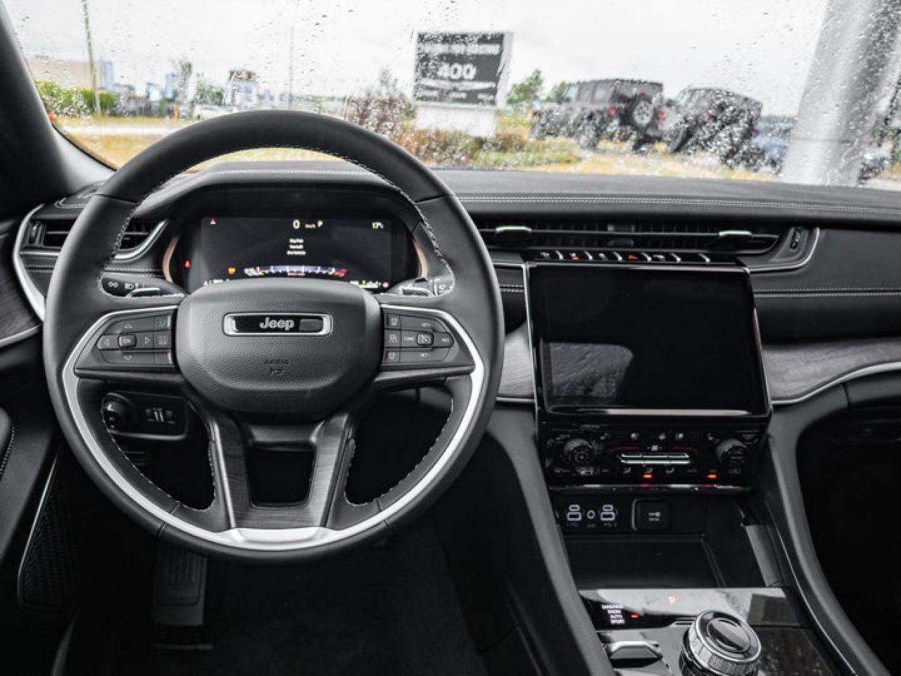 2025 Jeep Grand Cherokee L Limited Photo