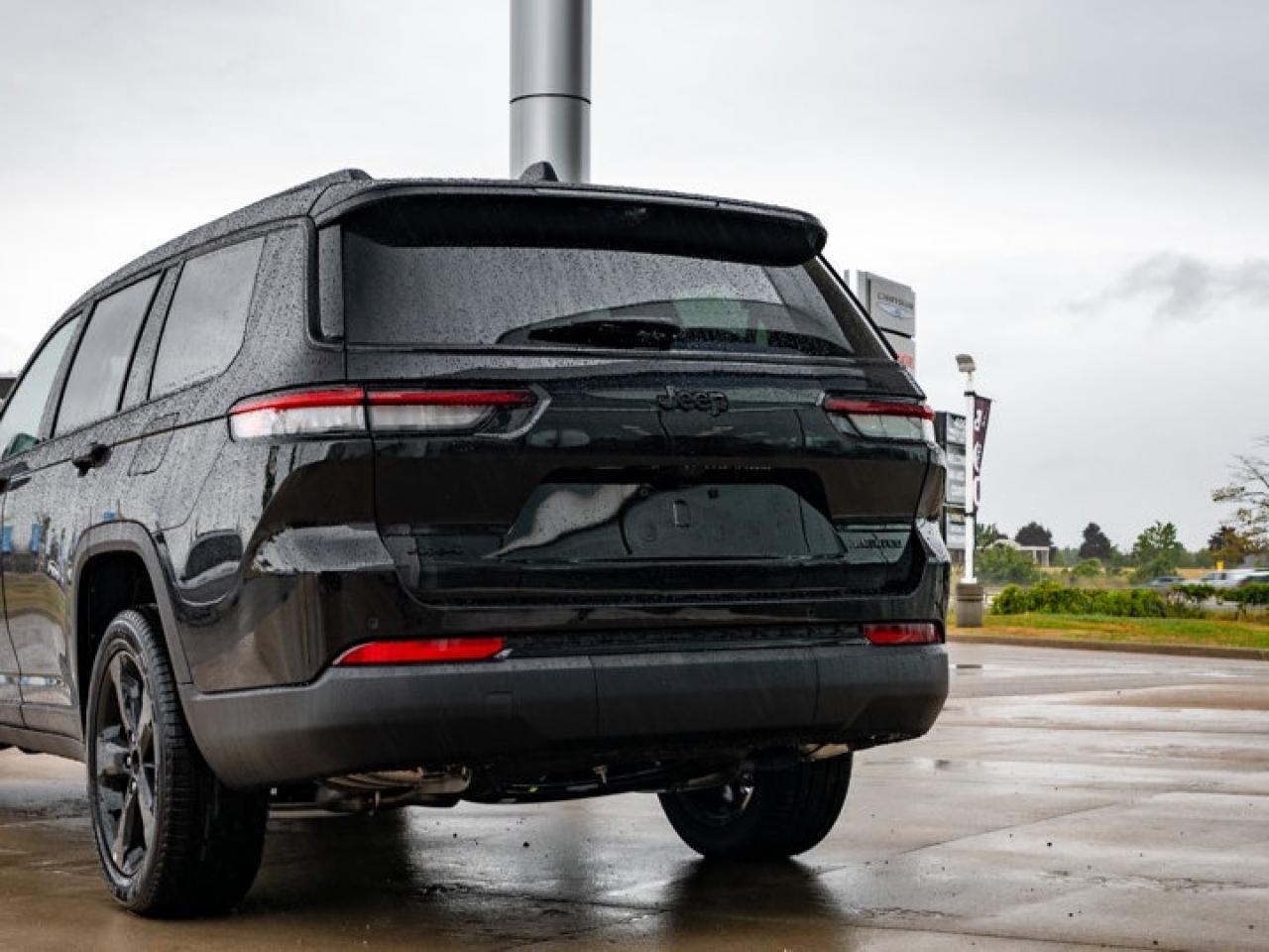 2025 Jeep Grand Cherokee L Limited Photo