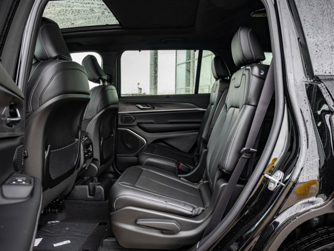 2025 Jeep Grand Cherokee L Limited Photo