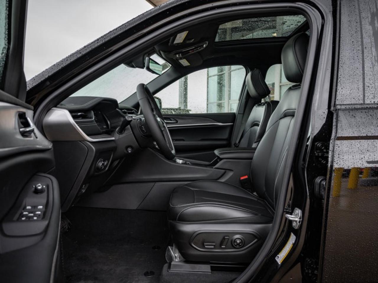 2025 Jeep Grand Cherokee L Limited Photo