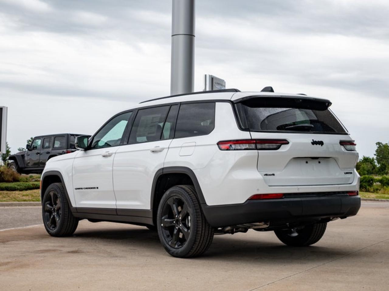 2025 Jeep Grand Cherokee L Limited Photo