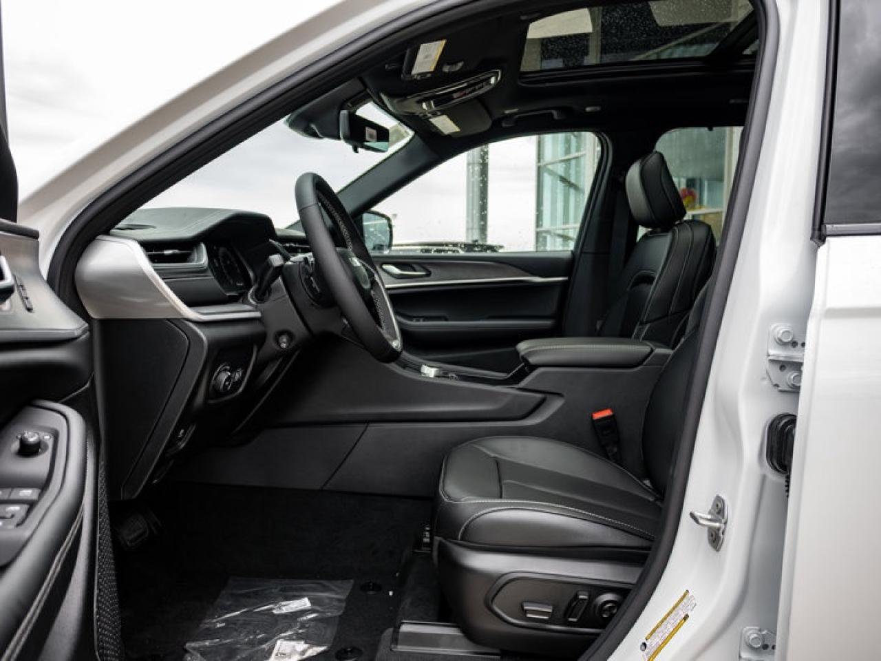 2025 Jeep Grand Cherokee L Limited Photo