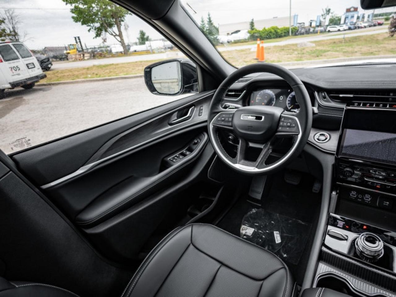 2025 Jeep Grand Cherokee L Limited Photo