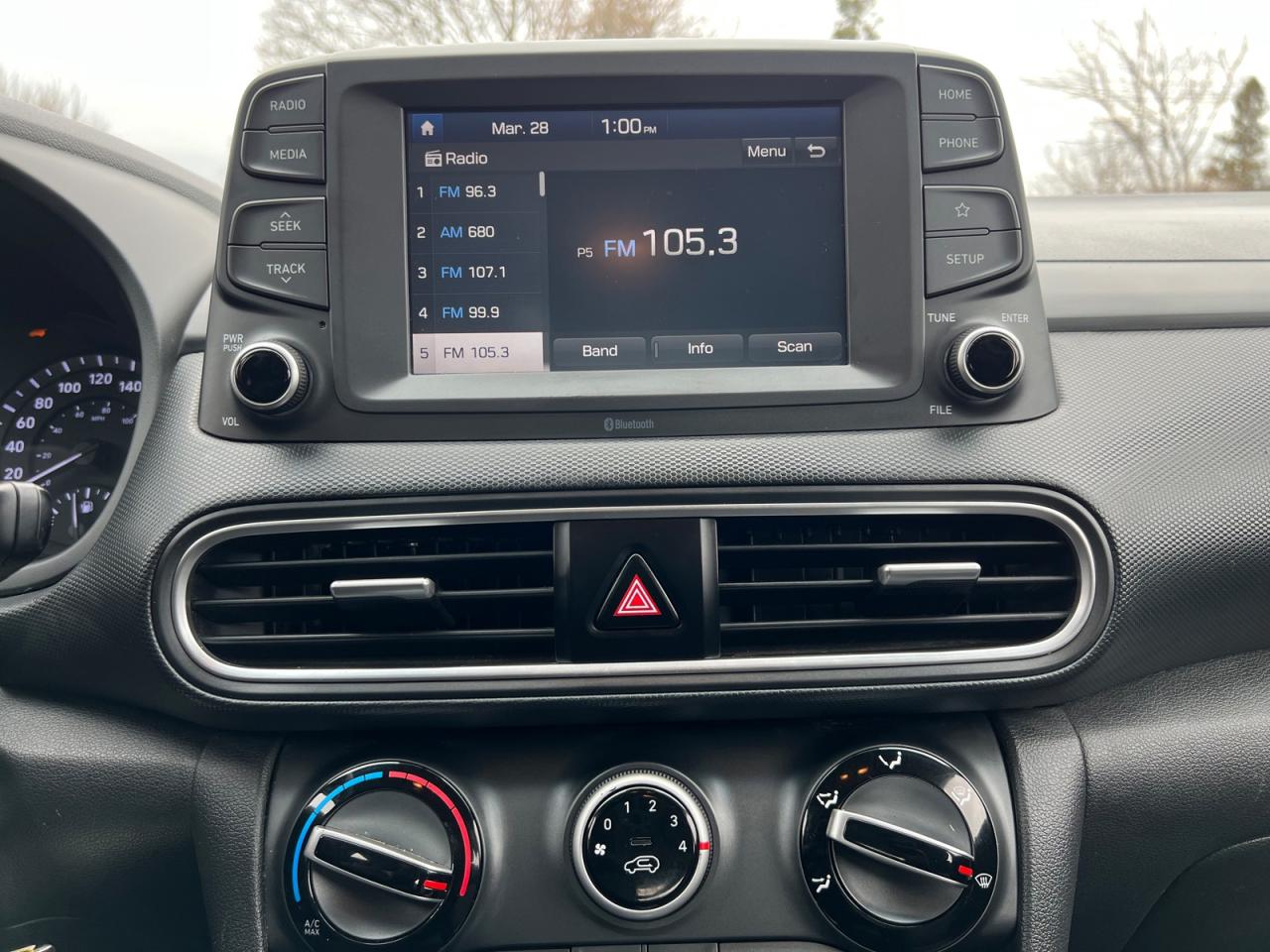 2021 Hyundai KONA Essential - Photo #19