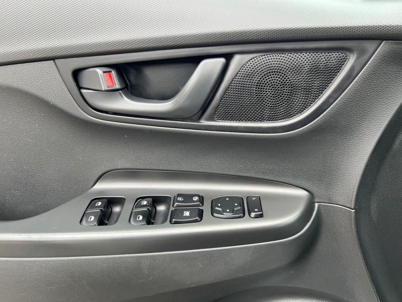 2021 Hyundai KONA Essential - Photo #11