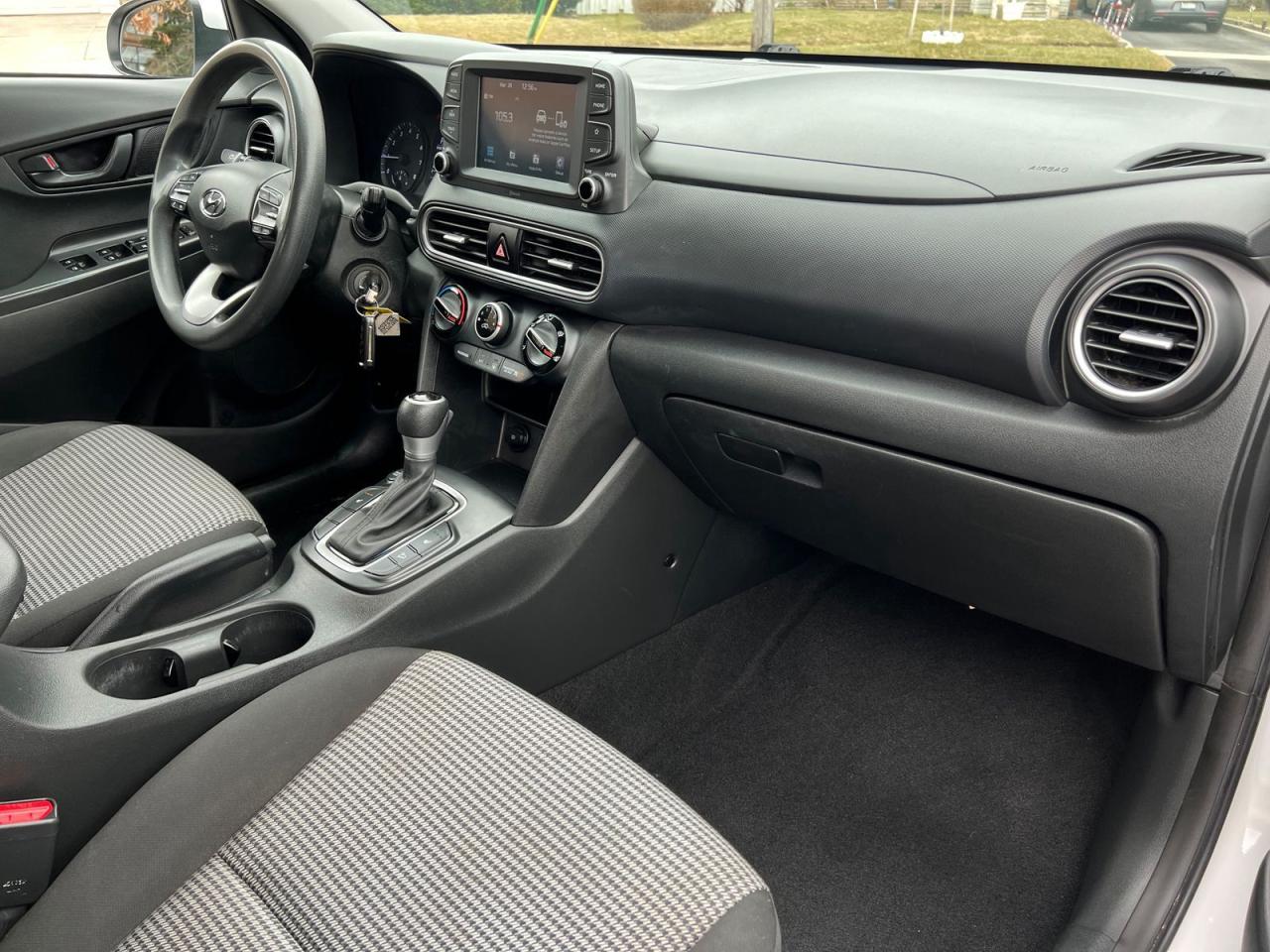 2021 Hyundai KONA Essential - Photo #24