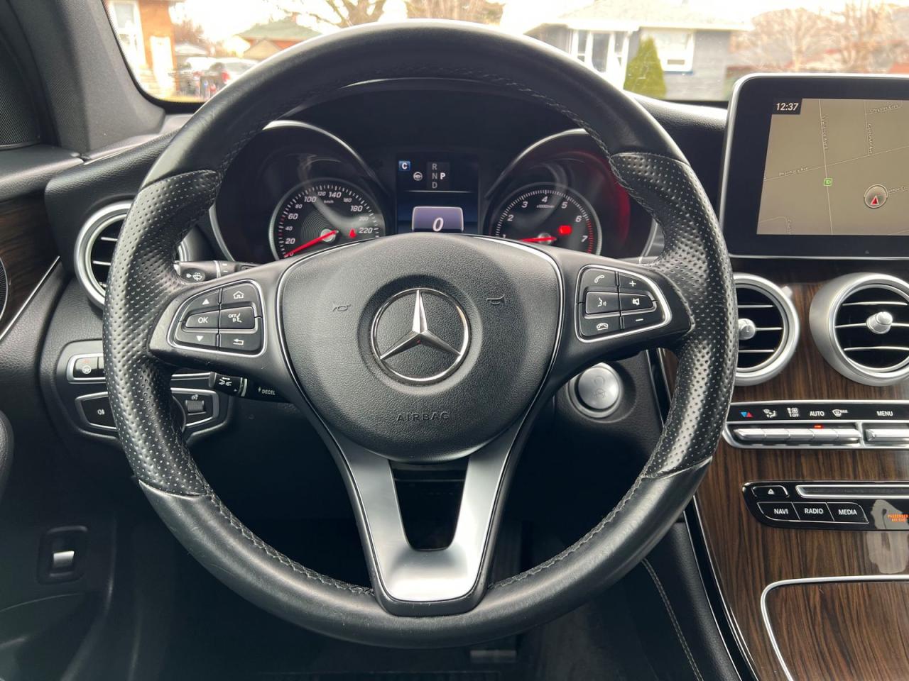 2016 Mercedes-Benz GL-Class GLC300 4MATIC - Photo #20