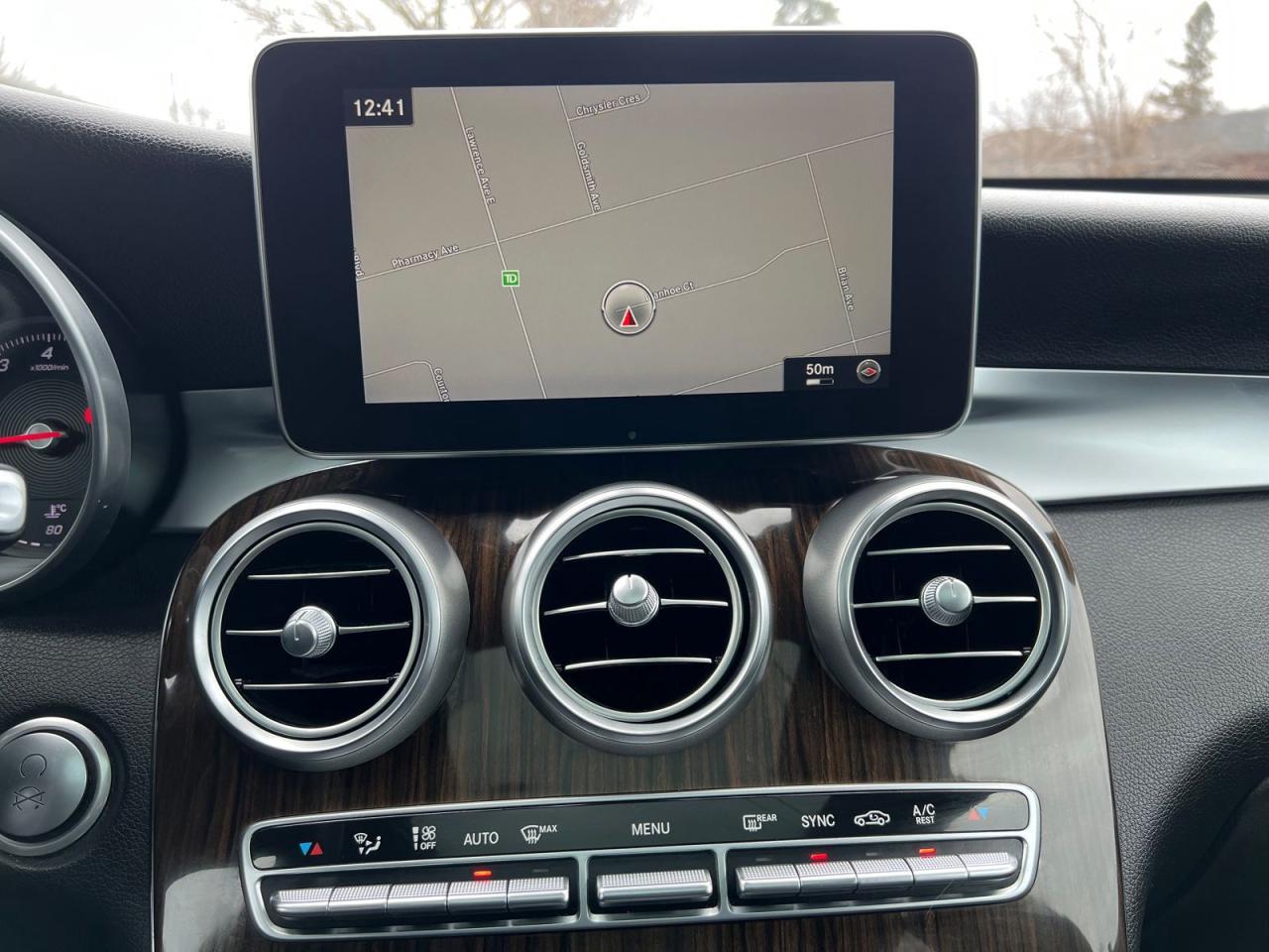 2016 Mercedes-Benz GL-Class GLC300 4MATIC - Photo #33