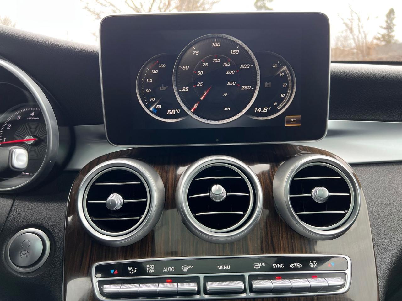 2016 Mercedes-Benz GL-Class GLC300 4MATIC - Photo #38