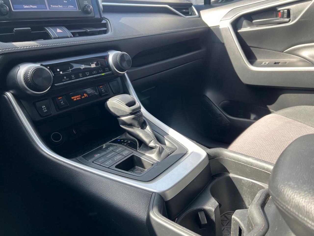 2019 Toyota RAV4 LE - Photo #22