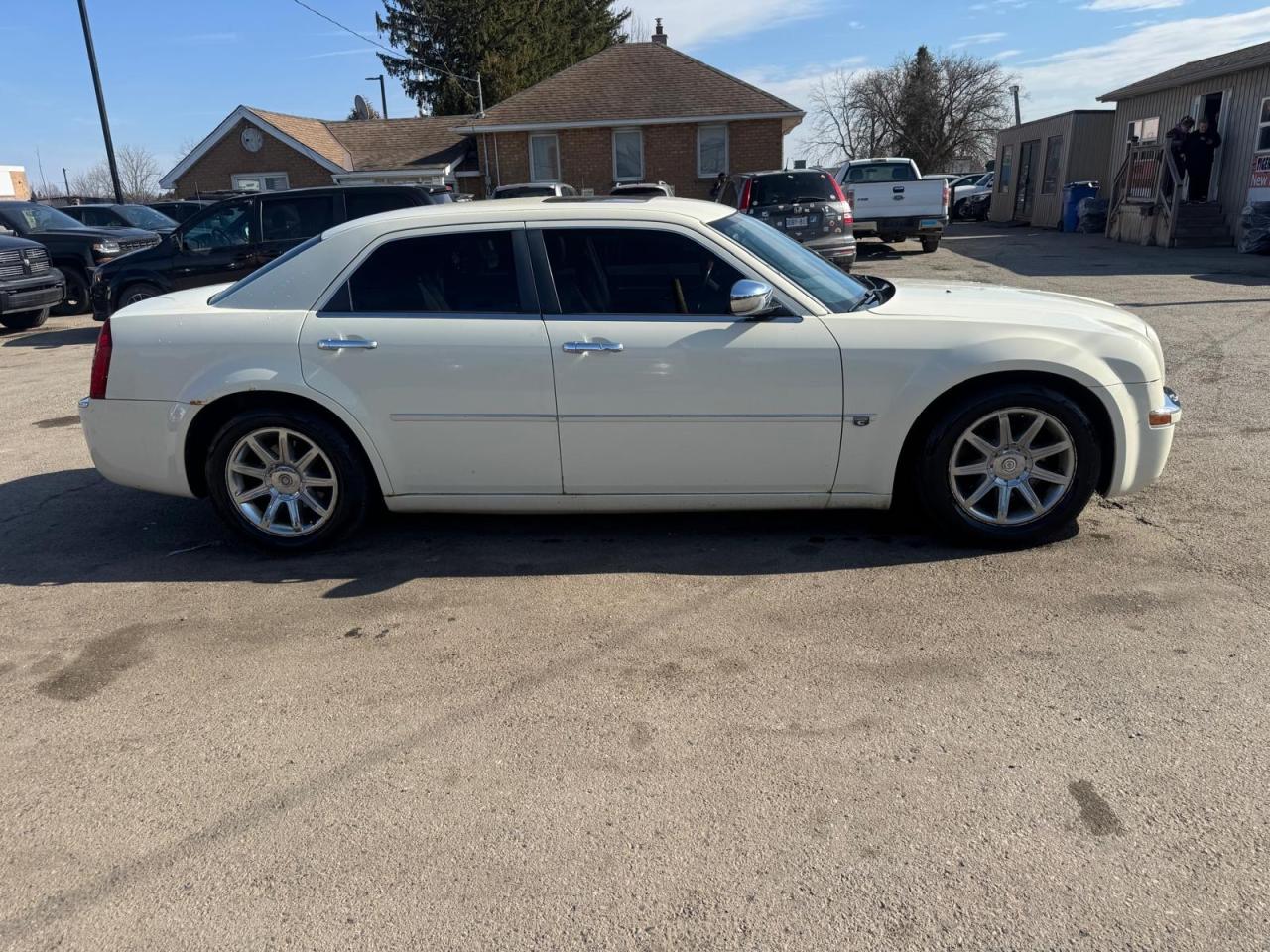 2005 Chrysler 300 AS IS, 300C, 5.7 HEMI V8, RUNS GOOD - Photo #7