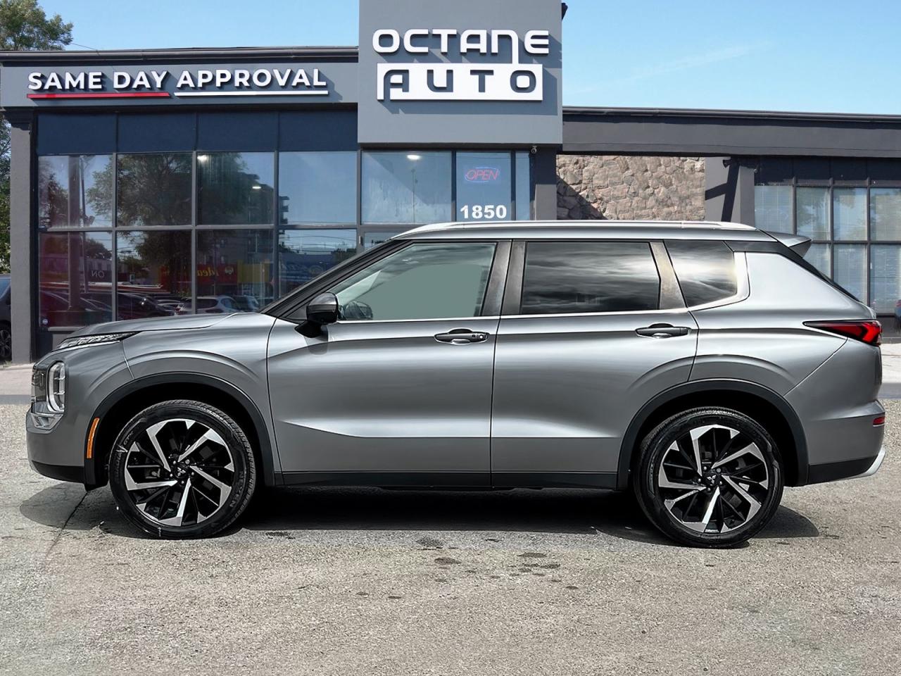 2022 Mitsubishi Outlander SE 4WD - Photo #3