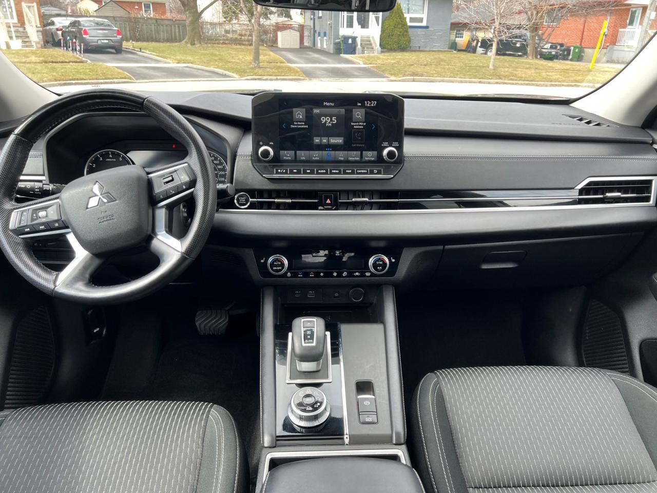 2022 Mitsubishi Outlander SE 4WD - Photo #15