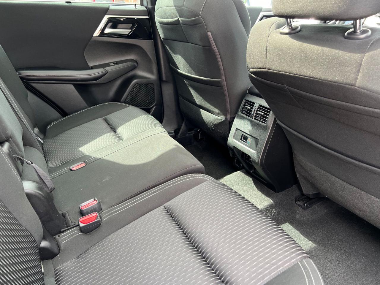 2022 Mitsubishi Outlander SE 4WD - Photo #21