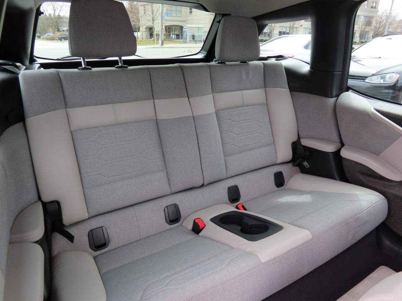 2015 BMW i3 HB - ELECTRIC - NO ACCIDENTS - NAVIGATION ! Photo