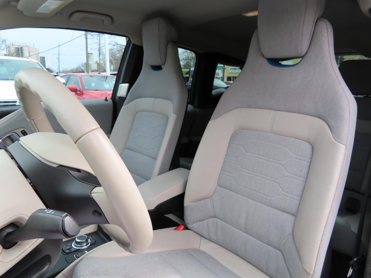 2015 BMW i3 HB - ELECTRIC - NO ACCIDENTS - NAVIGATION ! Photo