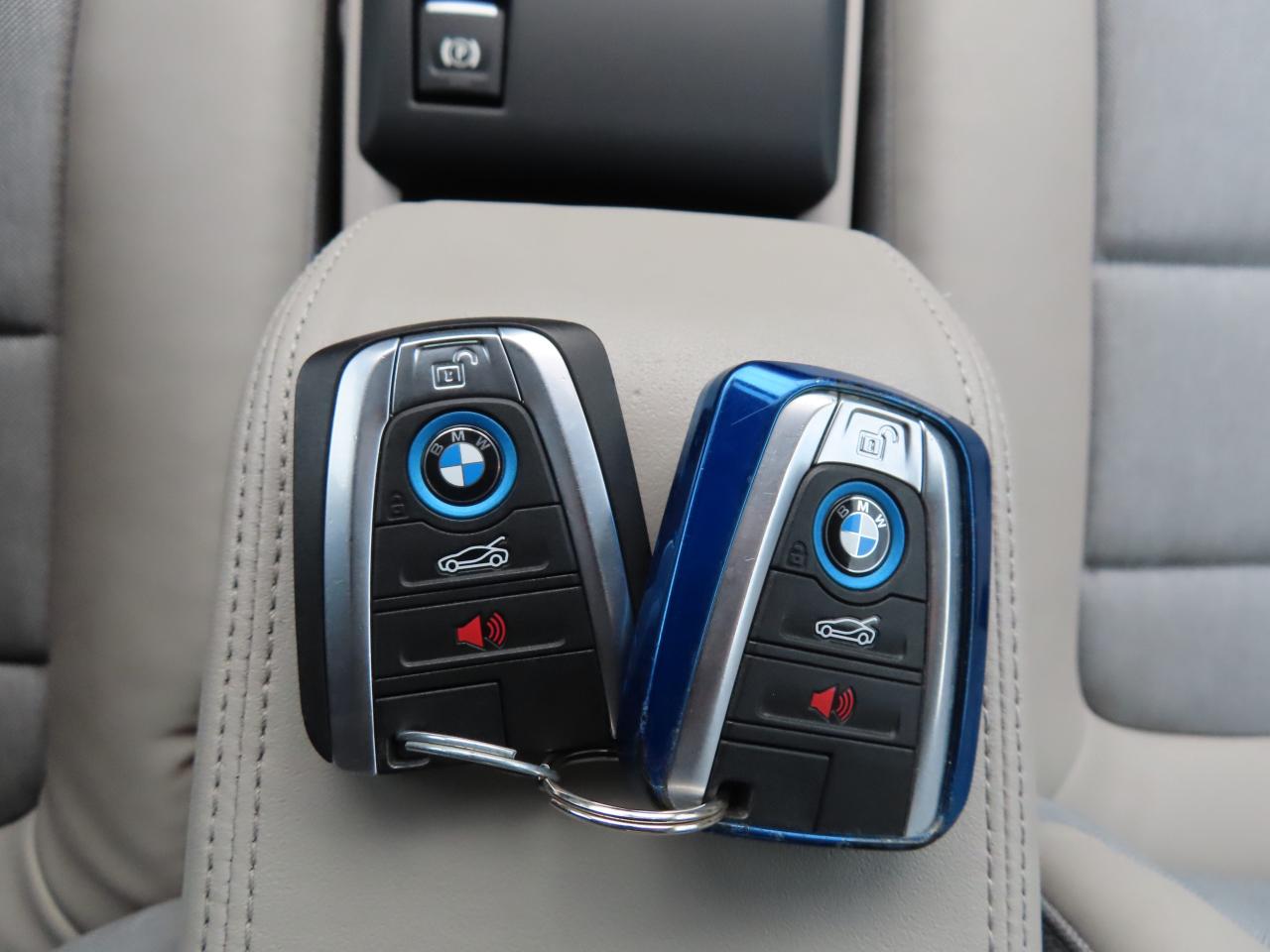 2015 BMW i3 HB - ELECTRIC - NO ACCIDENTS - NAVIGATION ! Photo