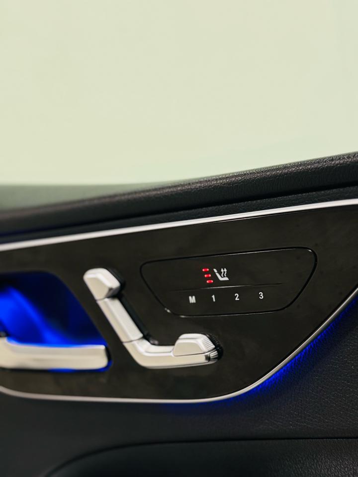 2022 Mercedes-Benz C300 C300 4MATIC Sedan - Photo #9