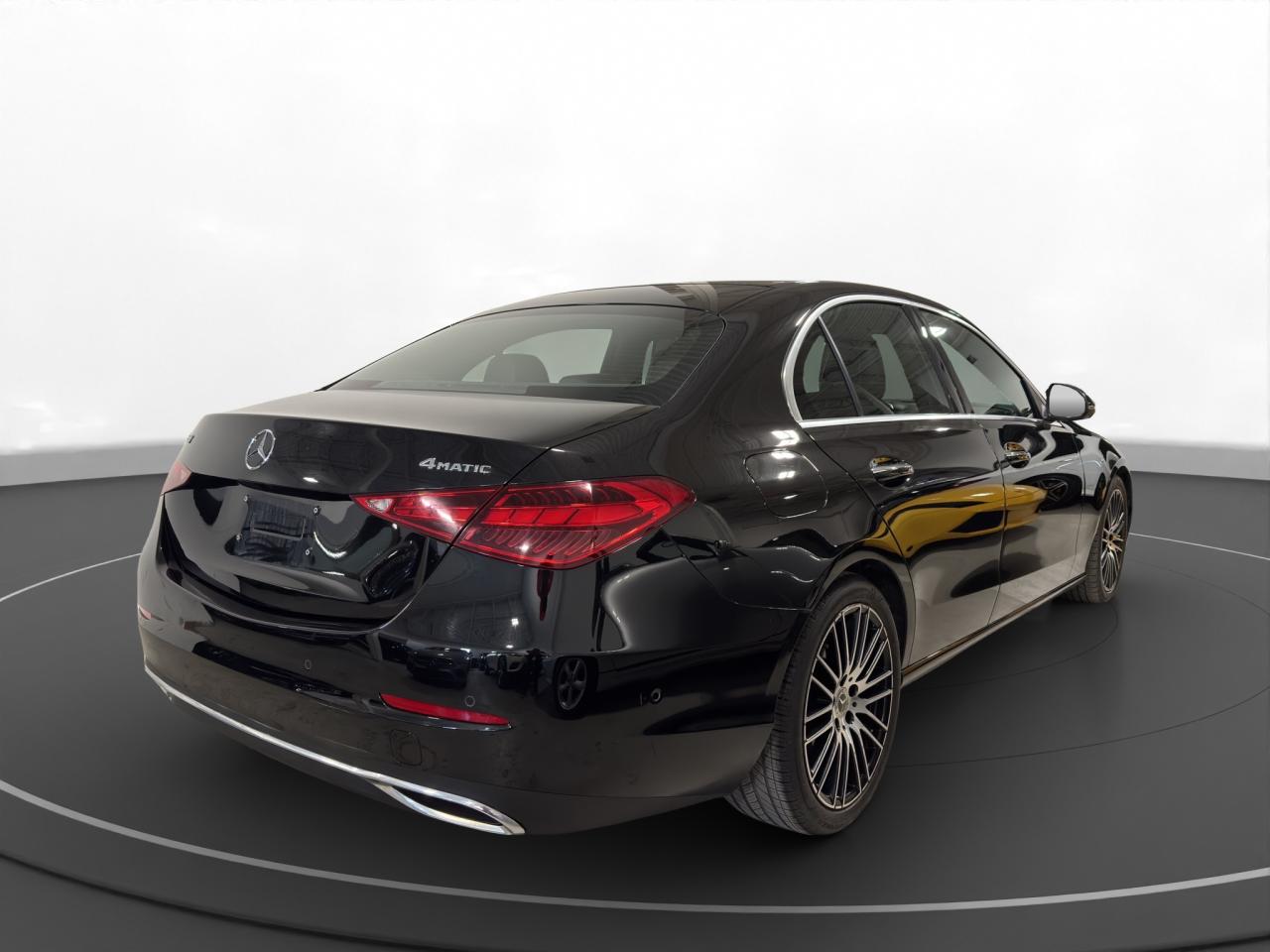 2022 Mercedes-Benz C300 C300 4MATIC Sedan - Photo #4