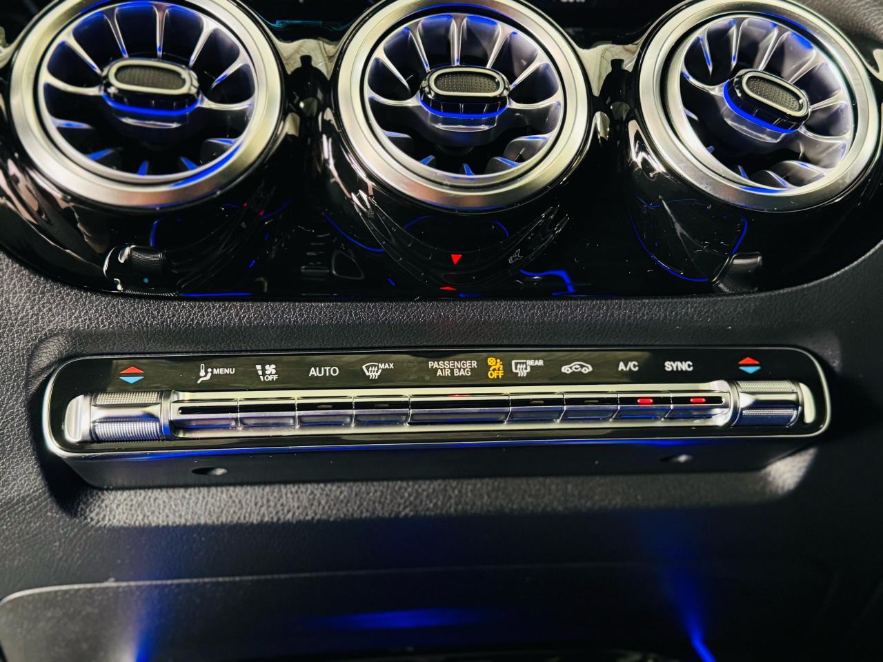 2022 Mercedes-Benz GLA 250 GLA250 4MATIC - Photo #17