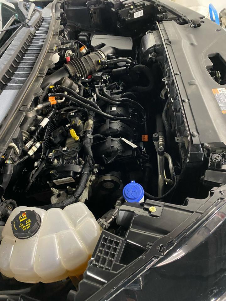 2022 Ford Edge SEL AWD Photo