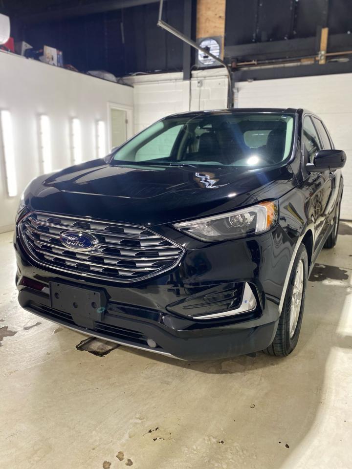 2022 Ford Edge SEL AWD Photo0
