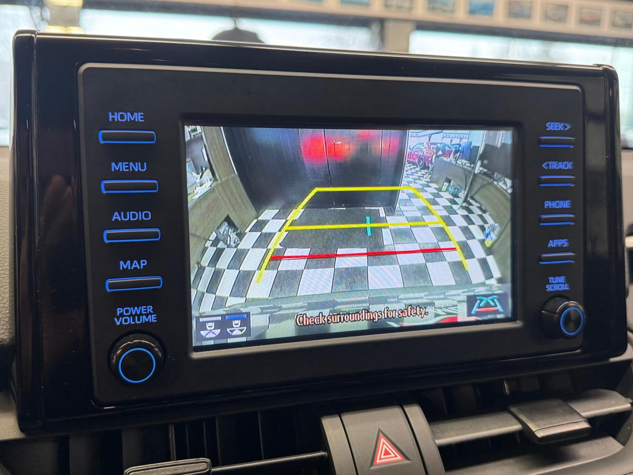2021 Toyota RAV4 LE+Adaptive Cruise+LaneKeep+ApplePlay+CLEAN CARFAX - Photo #14