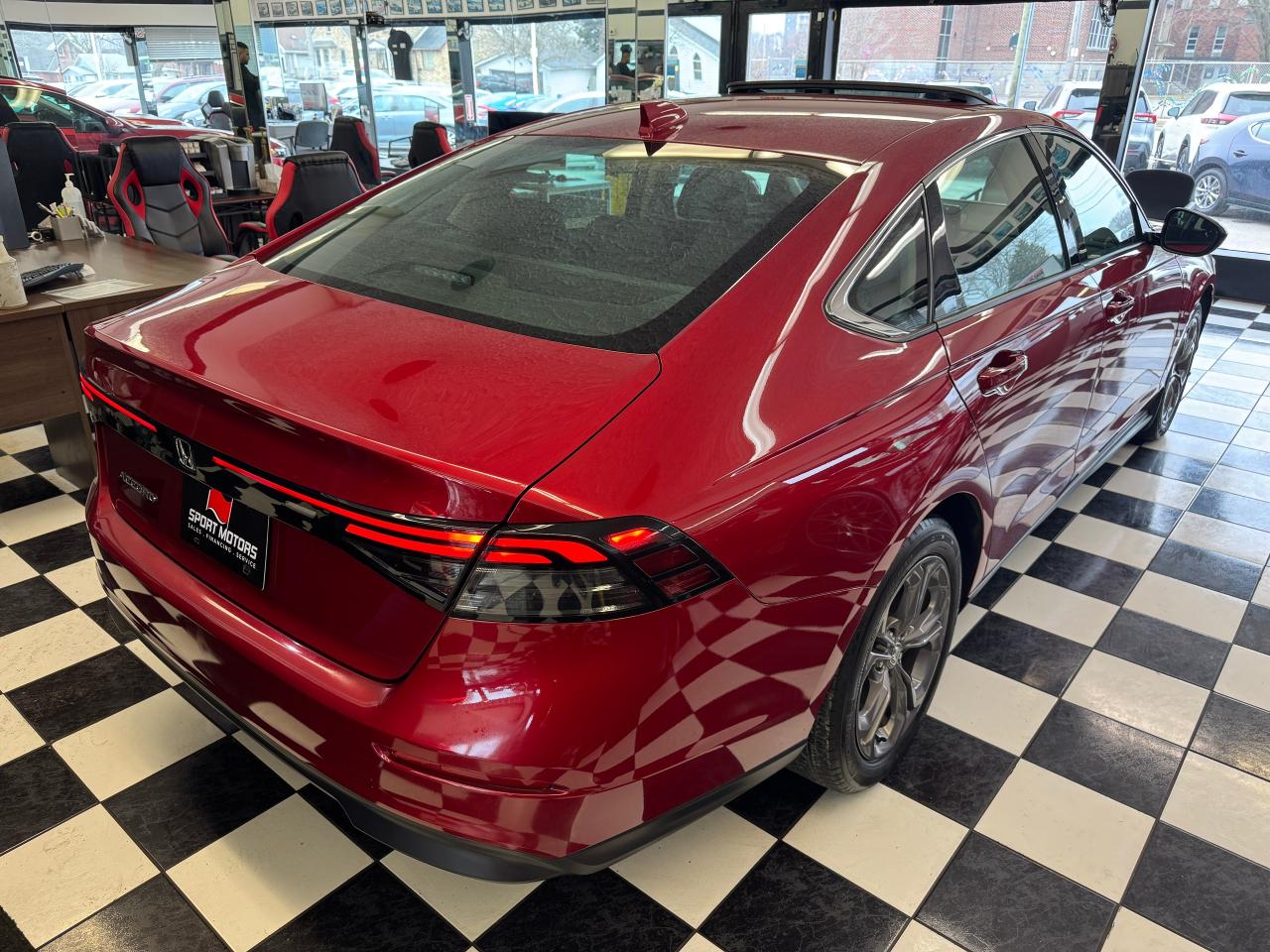 2023 Honda Accord EX+Roof+Adapive Cruise+LKA+BSM+CLEAN CARFAX - Photo #9