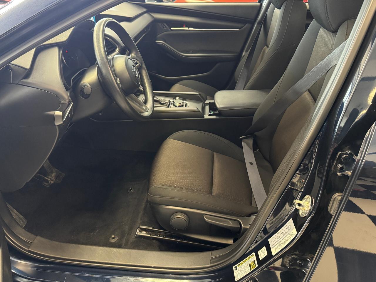 2022 Mazda MAZDA3 GX+New Tires+Wheels+BSM+ApplePlay+CLEAN CARFAX - Photo #16