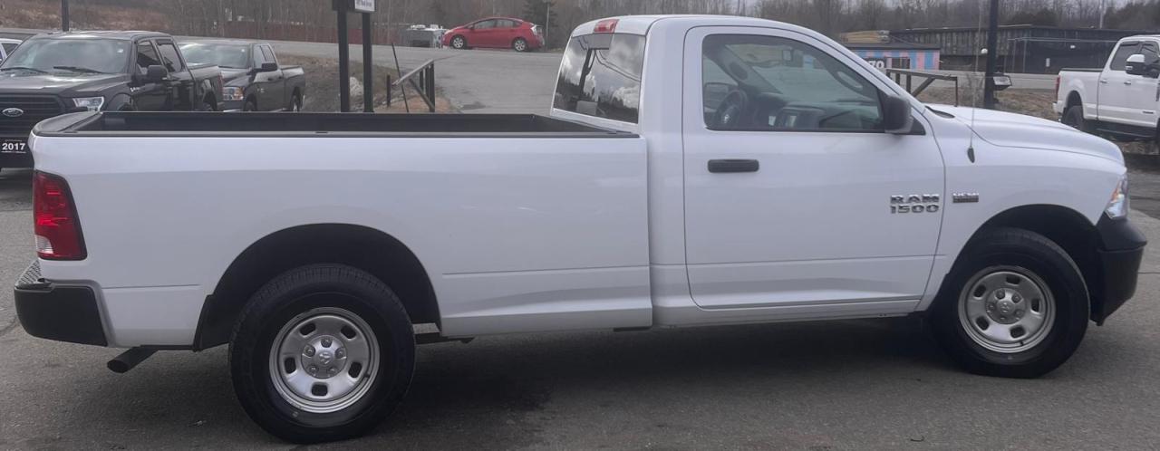 2019 RAM 1500 Classic Tradesman 4x4 Reg Cab 8' Box Photo2