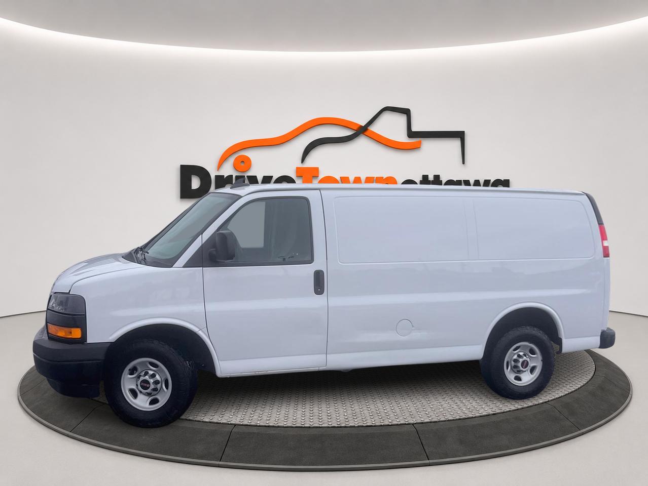 2019 GMC Savana Cargo Van