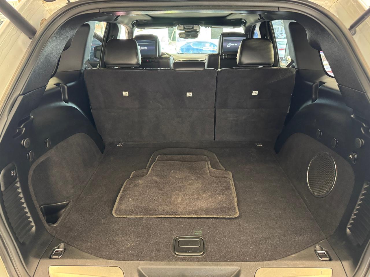 2018 Jeep Grand Cherokee LIMITED 4x4+DVDs+Roof+AdaptiveCruise+ACCIDENT FREE - Photo #31
