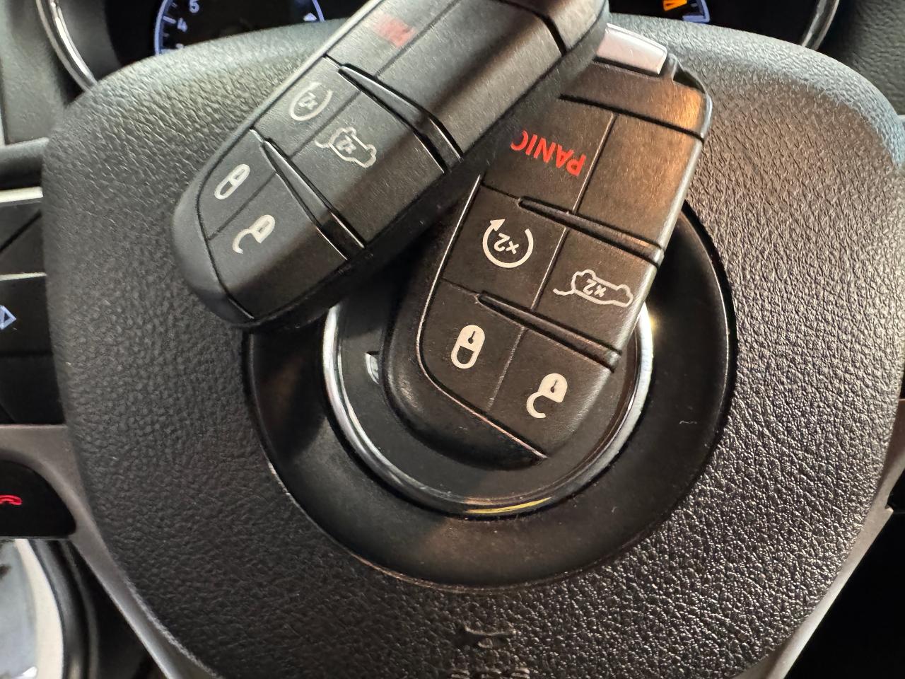 2018 Jeep Grand Cherokee LIMITED 4x4+DVDs+Roof+AdaptiveCruise+ACCIDENT FREE - Photo #22