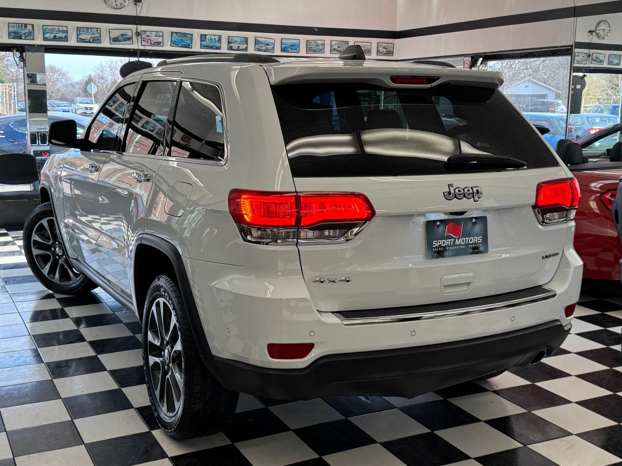 2018 Jeep Grand Cherokee LIMITED 4x4+DVDs+Roof+AdaptiveCruise+ACCIDENT FREE - Photo #20
