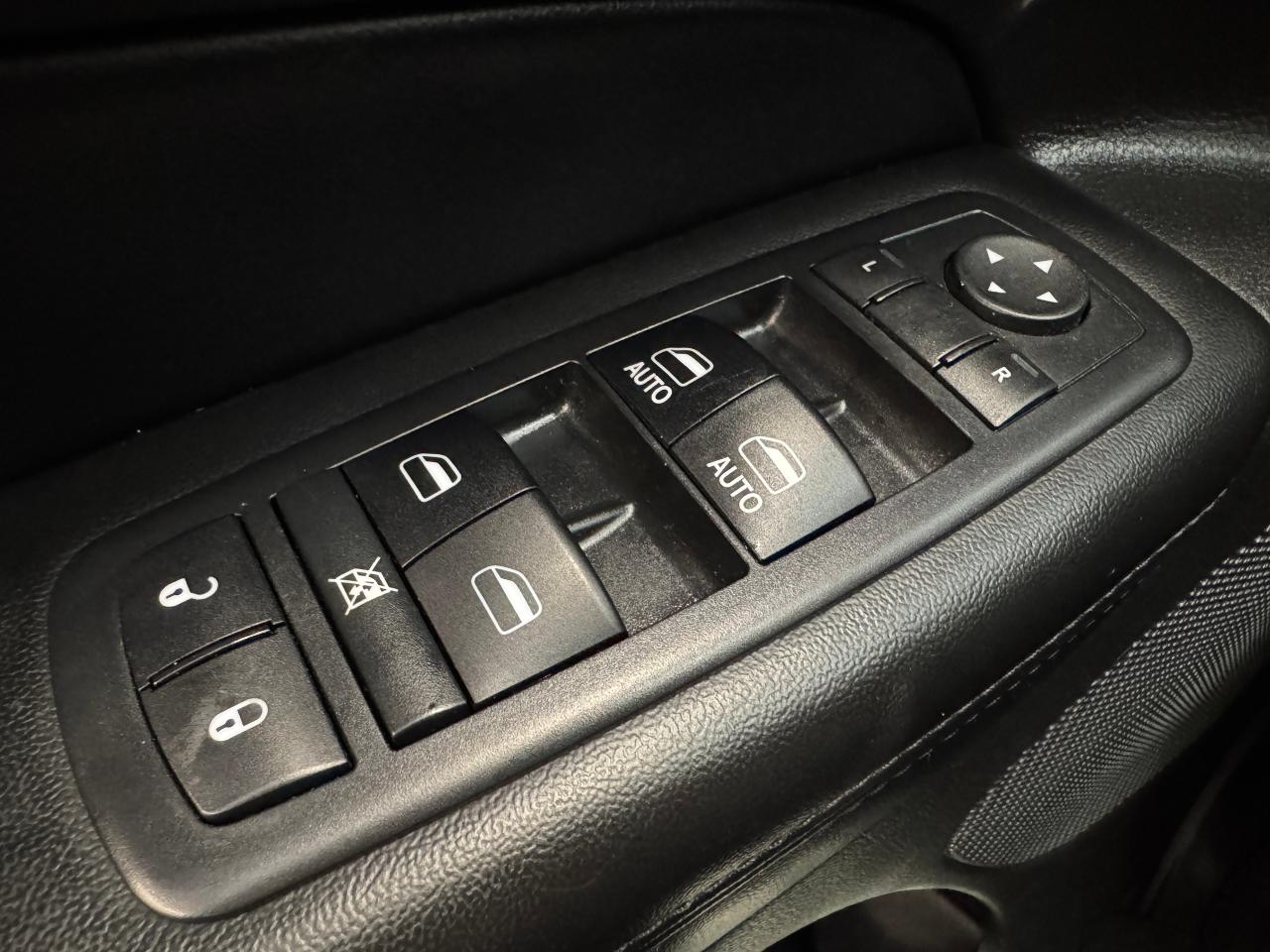 2018 Jeep Grand Cherokee LIMITED 4x4+DVDs+Roof+AdaptiveCruise+ACCIDENT FREE - Photo #49