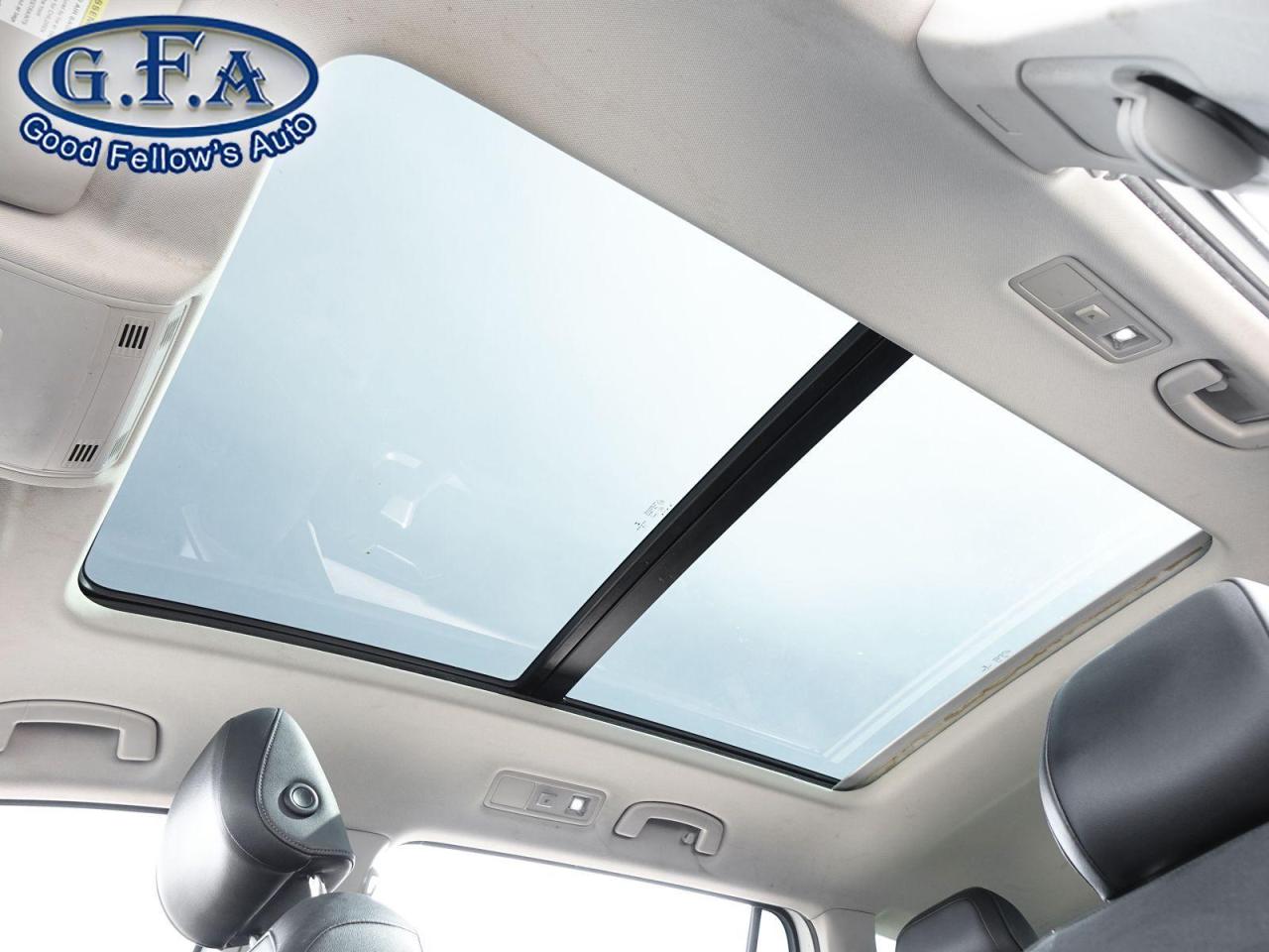 2018 Volkswagen Tiguan COMFORTLINE MODEL, 4MOTION, LEATHER SEATS, SUNROOF Photo