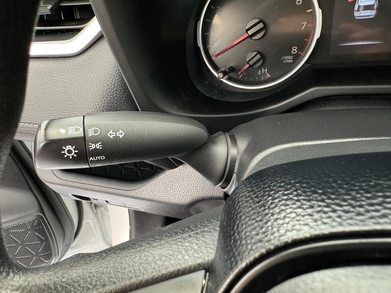 2020 Toyota RAV4 LE+Adaptive Cruise+Camera+CLEAN CARFAX Photo