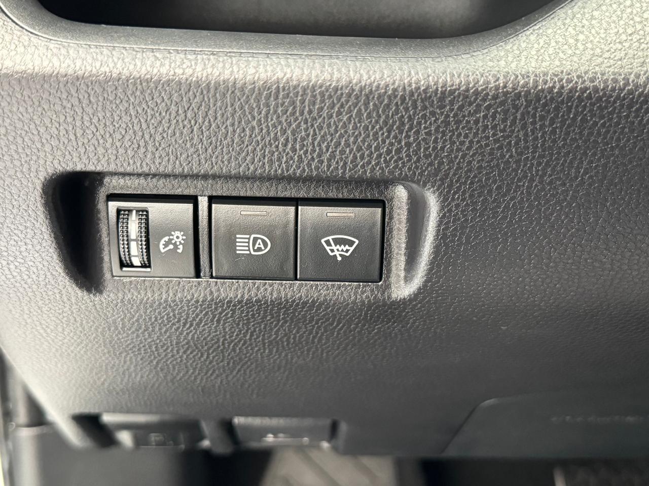 2020 Toyota RAV4 LE+Adaptive Cruise+Camera+CLEAN CARFAX Photo