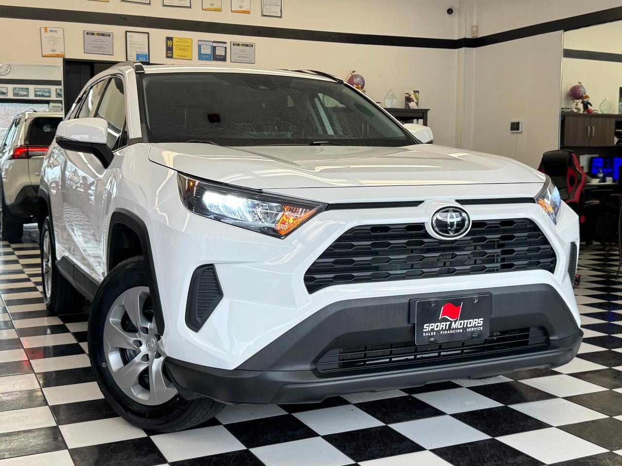 2020 Toyota RAV4 LE+Adaptive Cruise+Camera+CLEAN CARFAX Photo
