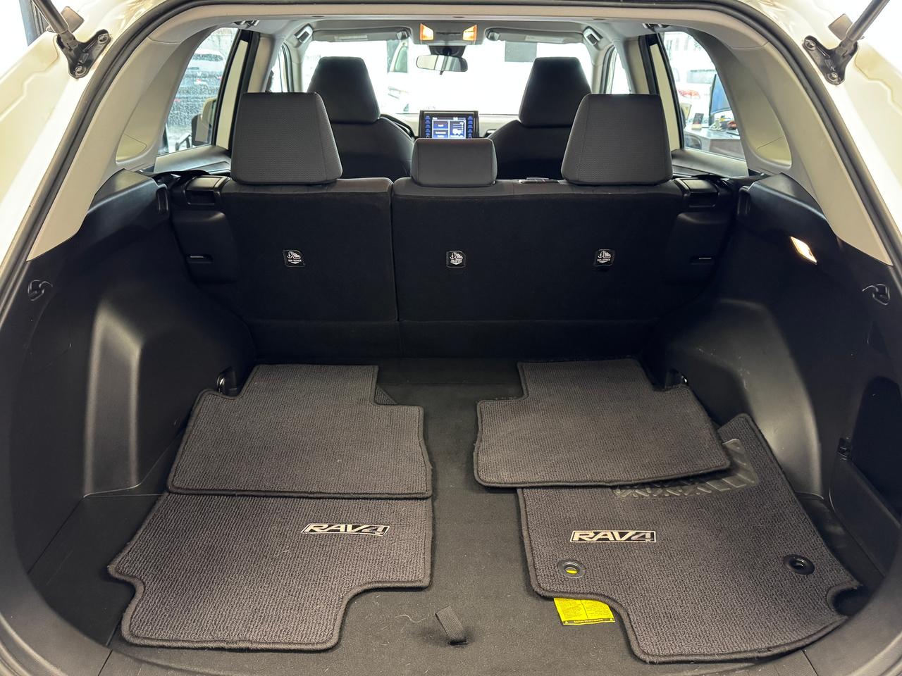 2020 Toyota RAV4 LE+Adaptive Cruise+Camera+CLEAN CARFAX Photo