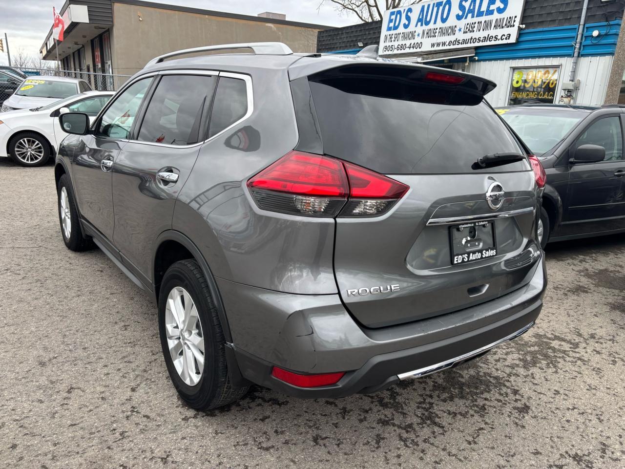2017 Nissan Rogue SV, All Wheel Drive, Panoramic Sunroof, Alloys