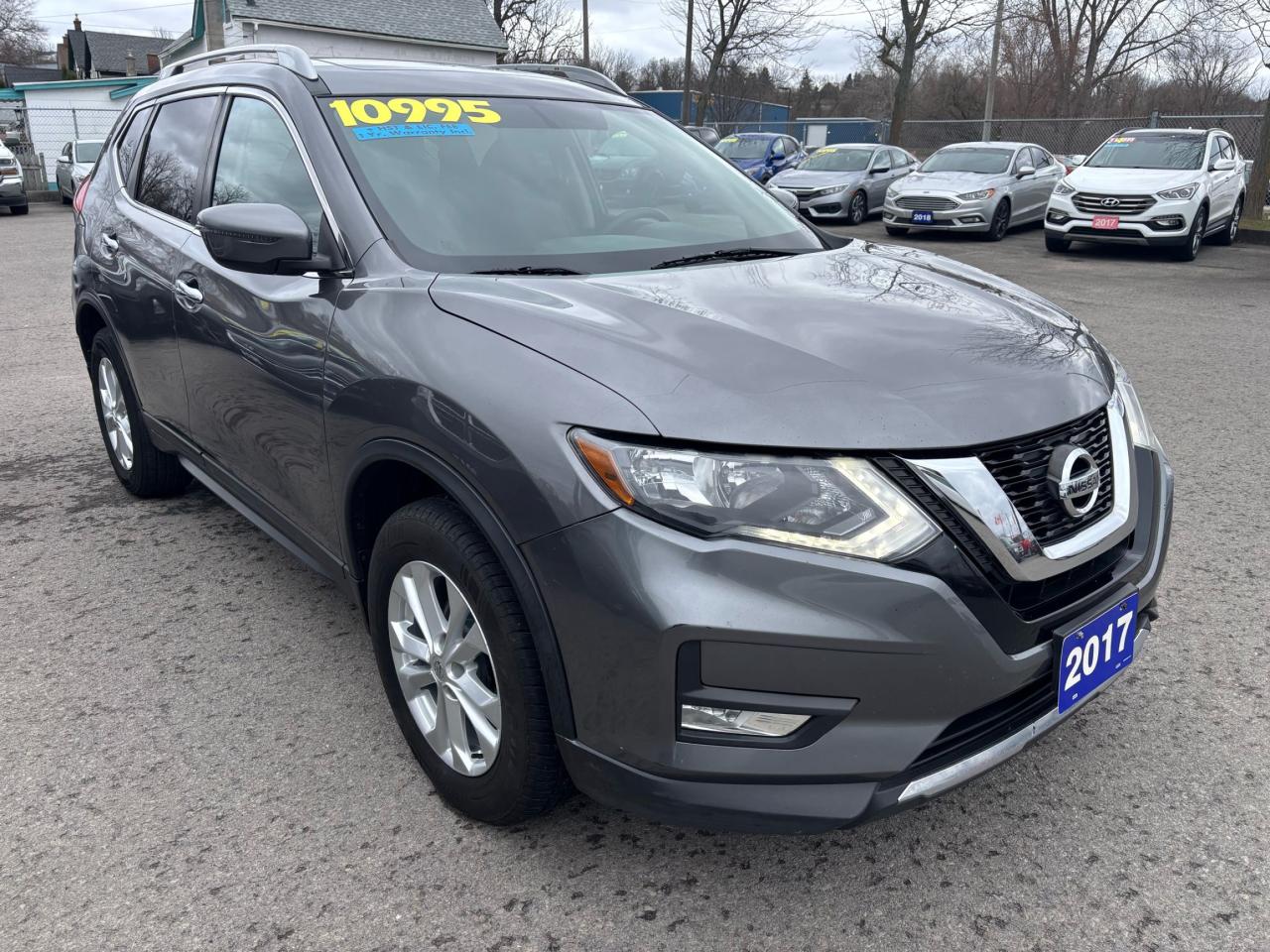Used 2017 Nissan Rogue SV, All Wheel Drive, Panoramic Sunroof, Alloys for sale in Kitchener, ON