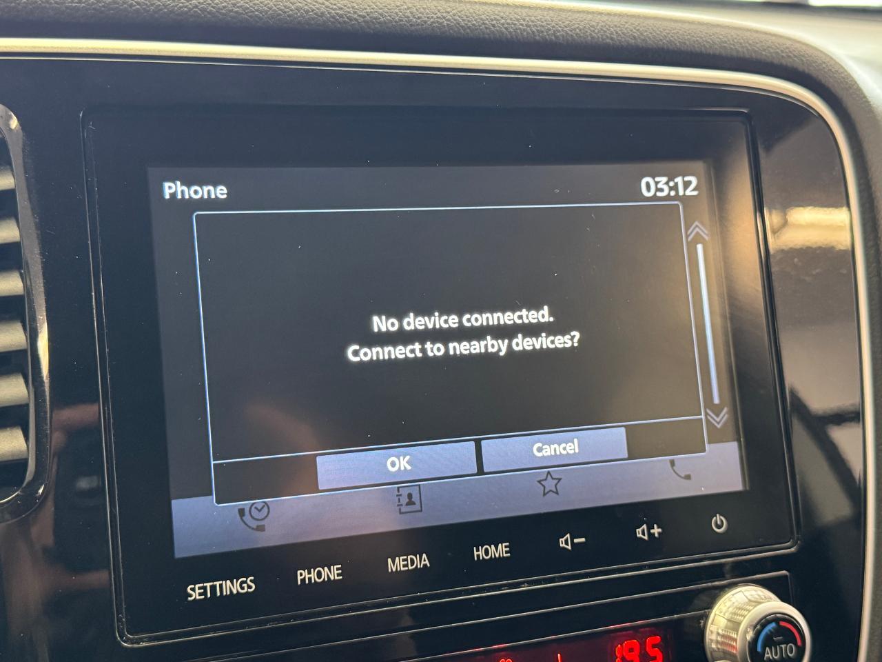 2020 Mitsubishi Outlander ES AWD+7 Passenger+ApplePlay+Camera+ACCIDENT FREE - Photo #29