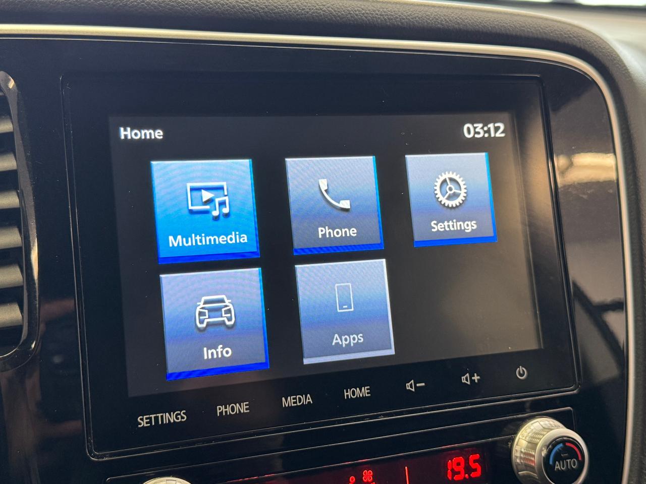 2020 Mitsubishi Outlander ES AWD+7 Passenger+ApplePlay+Camera+ACCIDENT FREE - Photo #27