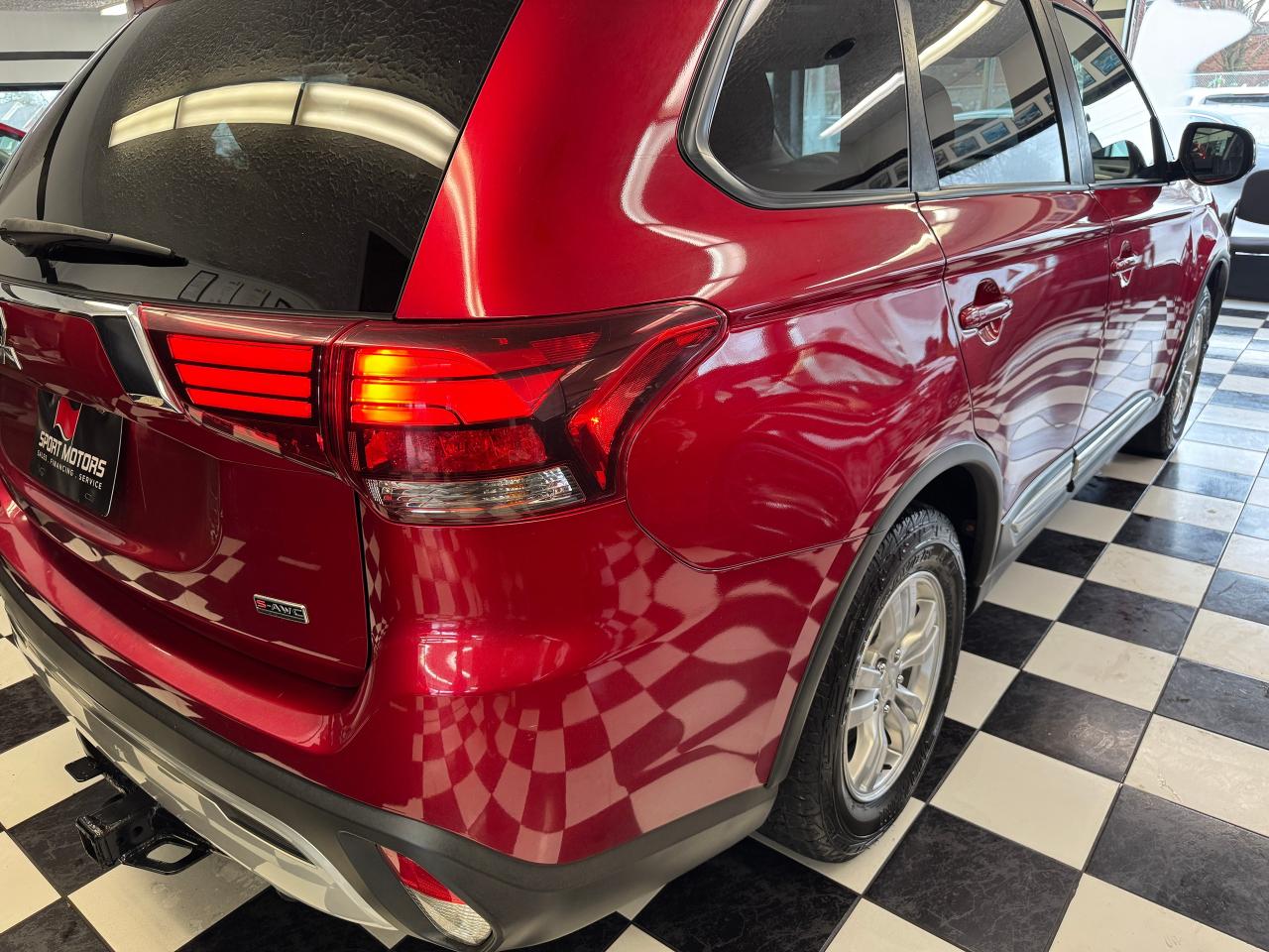 2020 Mitsubishi Outlander ES AWD+7 Passenger+ApplePlay+Camera+ACCIDENT FREE - Photo #37