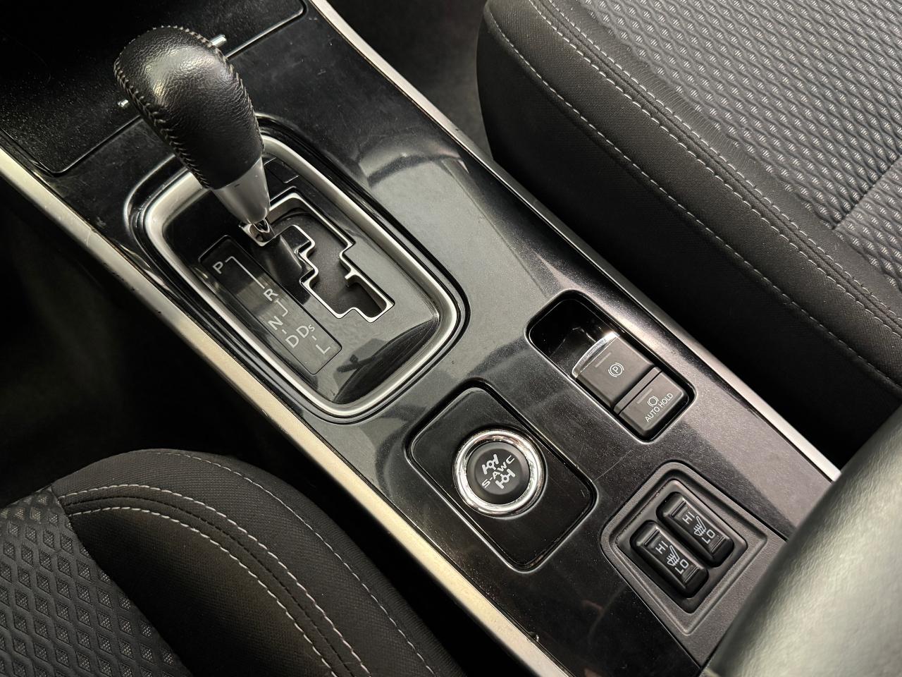 2020 Mitsubishi Outlander ES AWD+7 Passenger+ApplePlay+Camera+ACCIDENT FREE - Photo #31