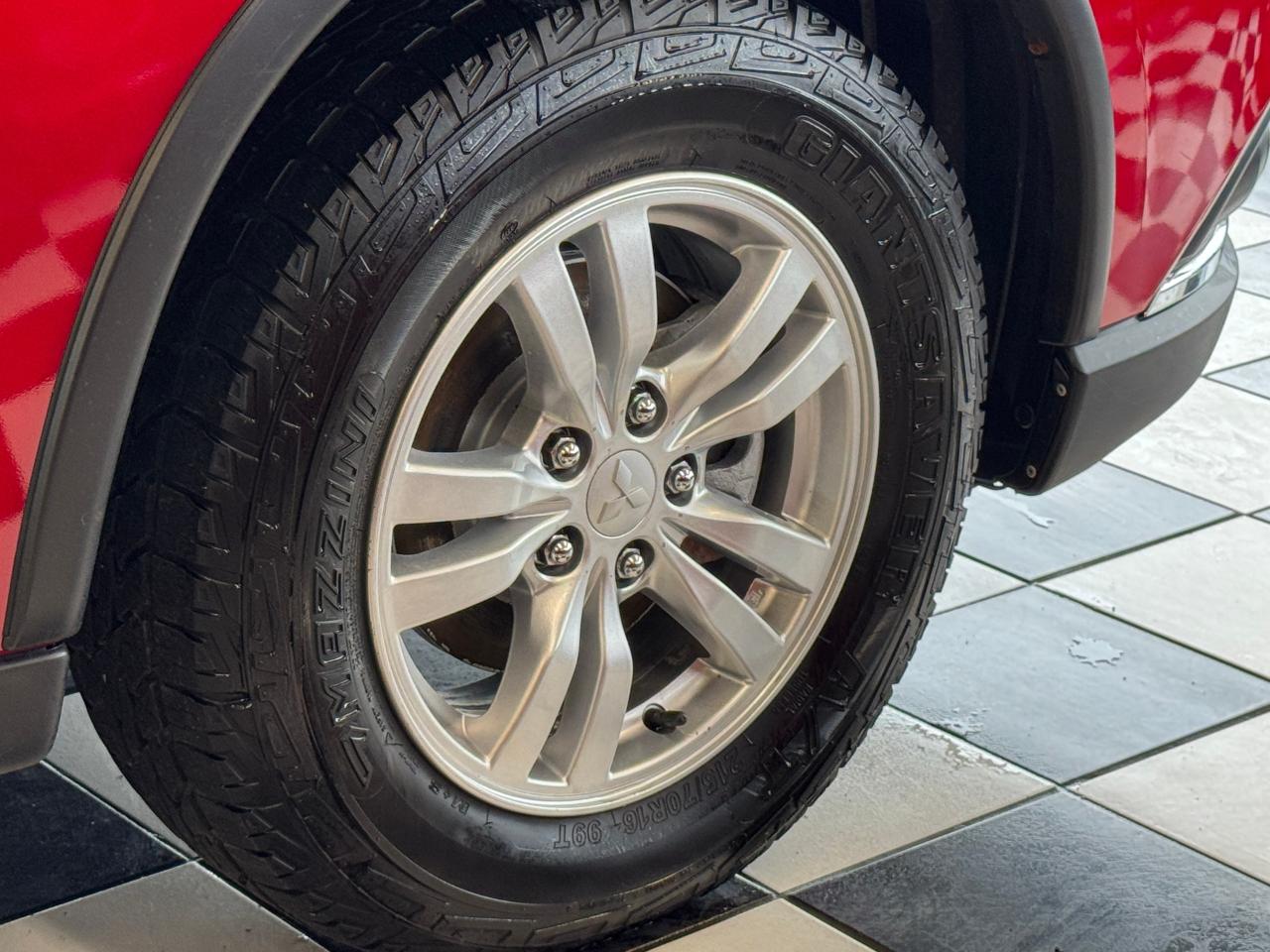 2020 Mitsubishi Outlander ES AWD+7 Passenger+ApplePlay+Camera+ACCIDENT FREE - Photo #52
