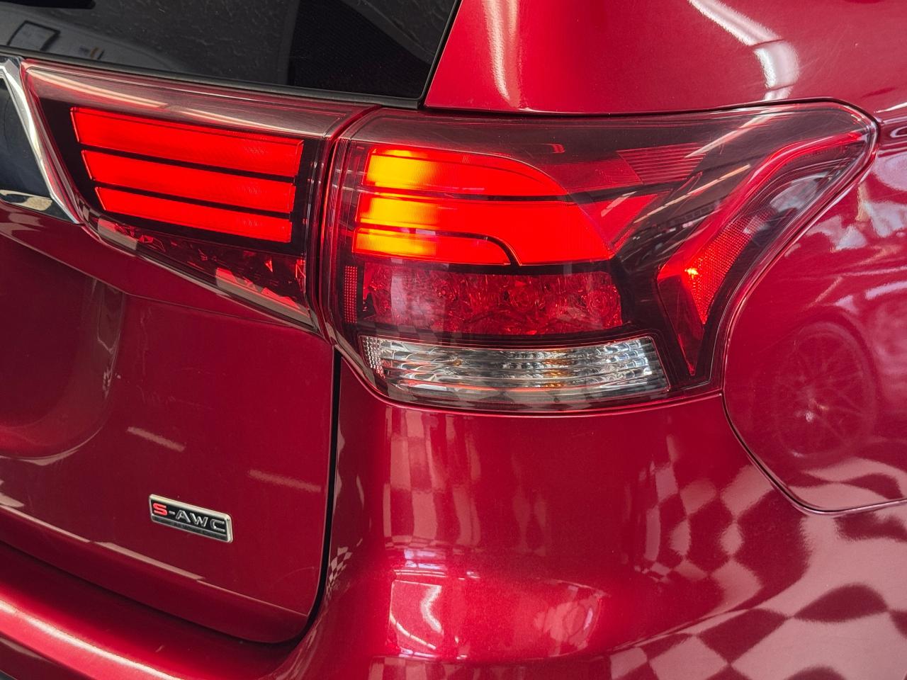 2020 Mitsubishi Outlander ES AWD+7 Passenger+ApplePlay+Camera+ACCIDENT FREE - Photo #58